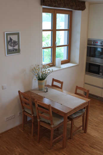 Horský apartmán Zvonička, Rejvíz, jídelní stůl