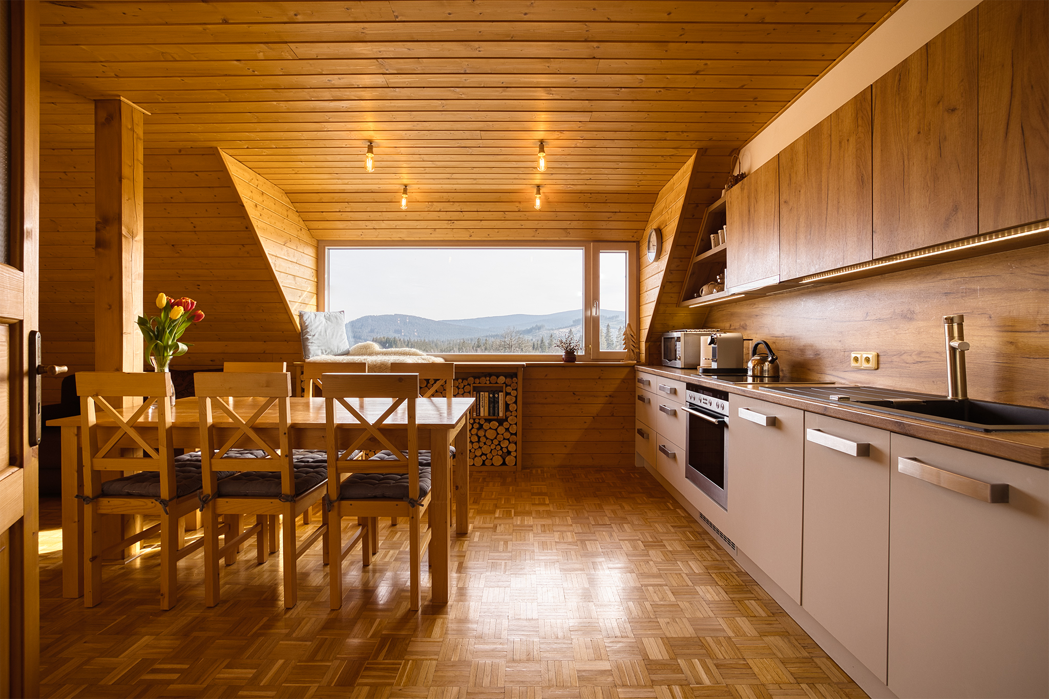 Apartmán Vyhlídka, panoramatický výhled z kuchyně